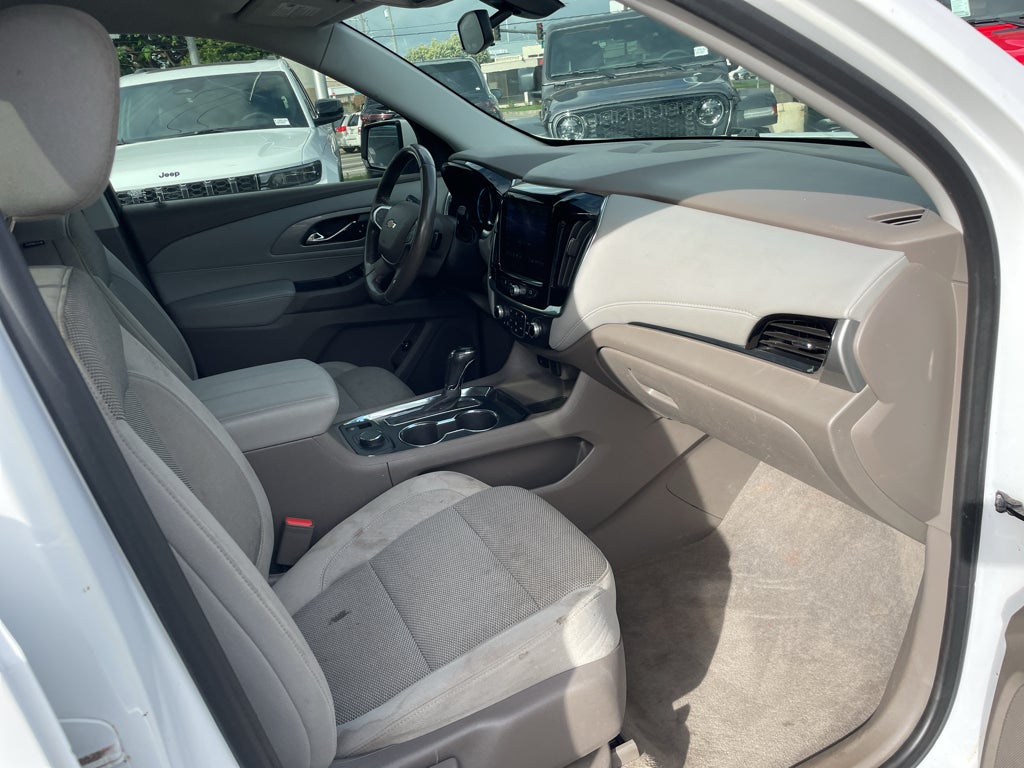 2020 Chevrolet Traverse LT Cloth