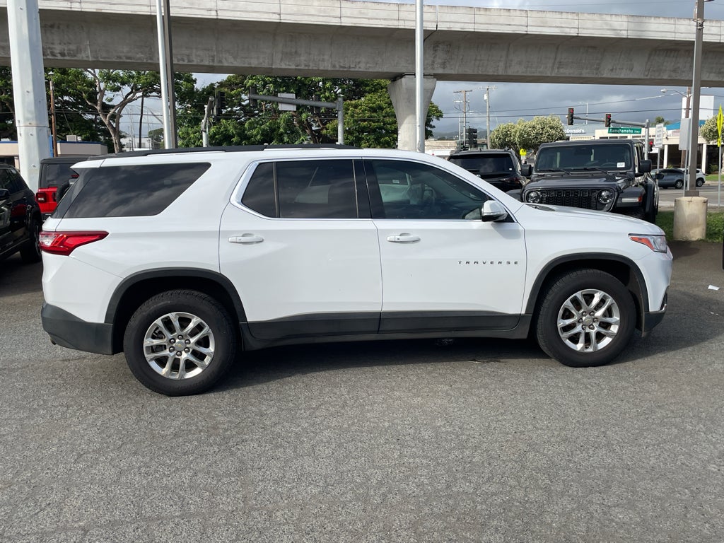2020 Chevrolet Traverse LT Cloth