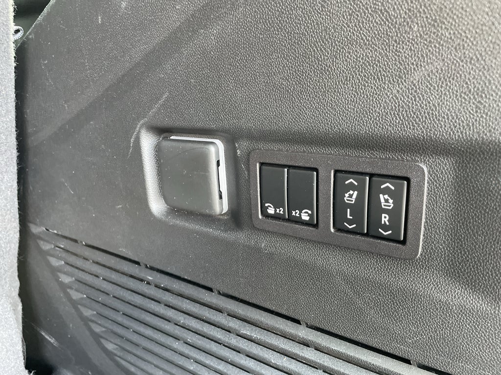 2023 Chevrolet Tahoe 4WD High Country