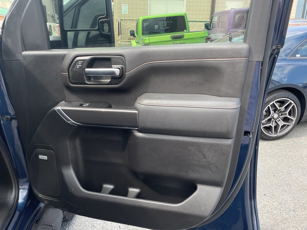 2022 GMC Sierra 2500HD 4WD Crew Cab Standard Bed AT4