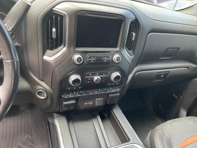 2022 GMC Sierra 2500HD 4WD Crew Cab Standard Bed AT4