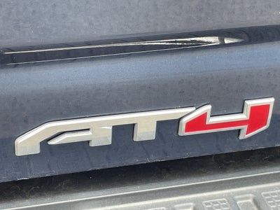 2022 GMC Sierra 2500HD 4WD Crew Cab Standard Bed AT4