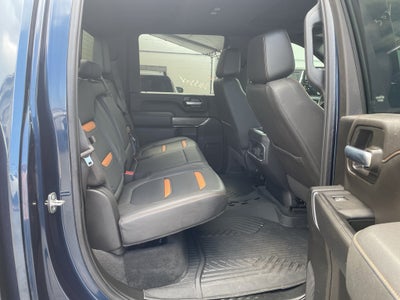 2022 GMC Sierra 2500HD 4WD Crew Cab Standard Bed AT4