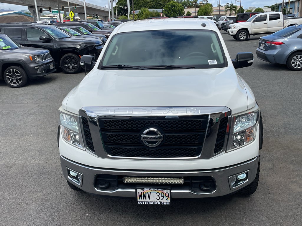 2019 Nissan TITAN SV
