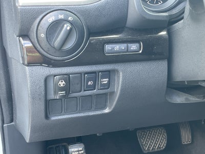 2019 Nissan TITAN SV