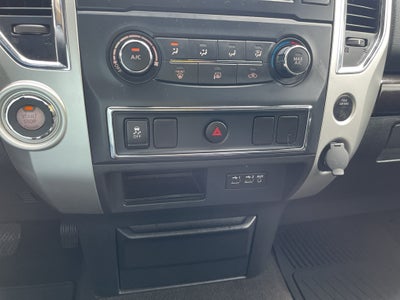 2019 Nissan TITAN SV
