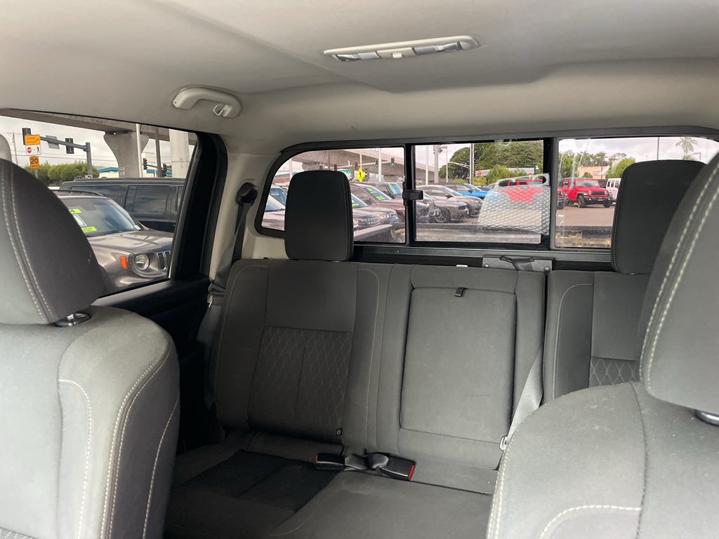 2019 Nissan TITAN SV