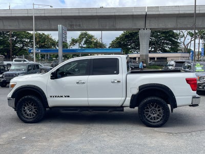 2019 Nissan TITAN SV