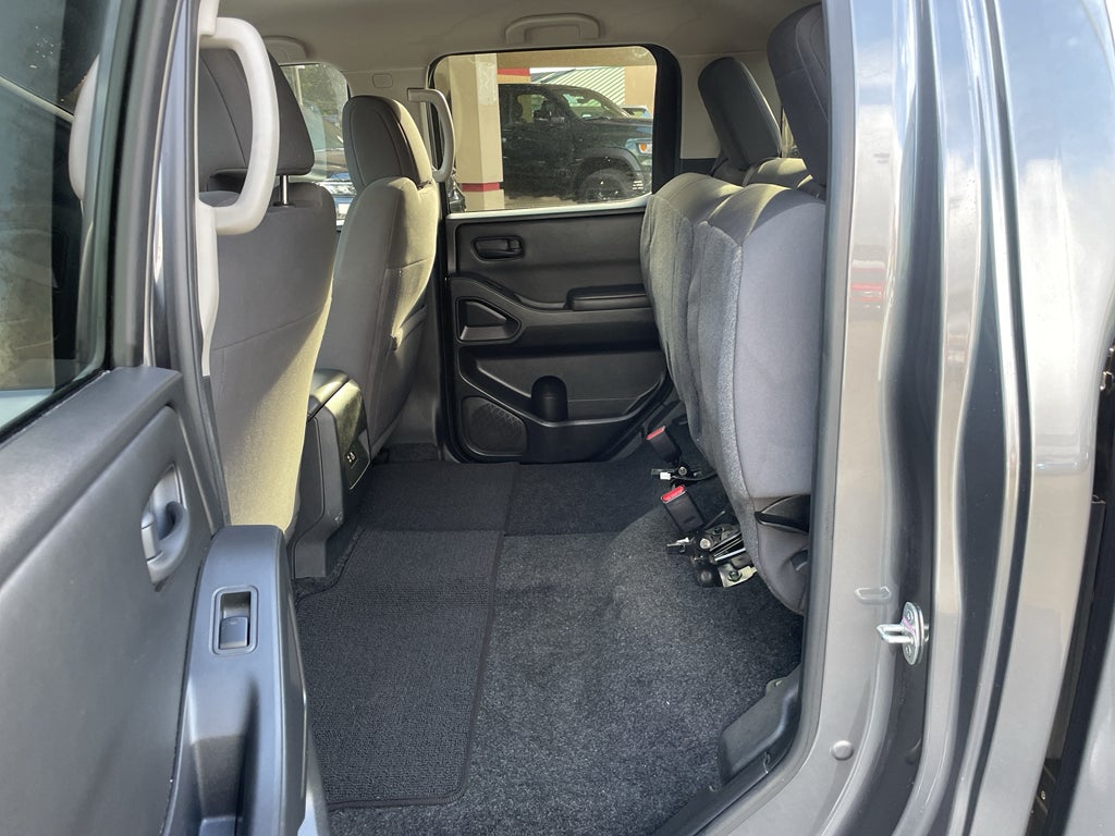 2023 Nissan Frontier Crew Cab S 4x2