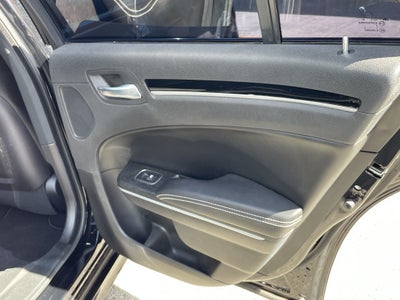 2022 Chrysler 300 S