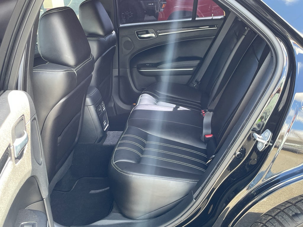 2022 Chrysler 300 S