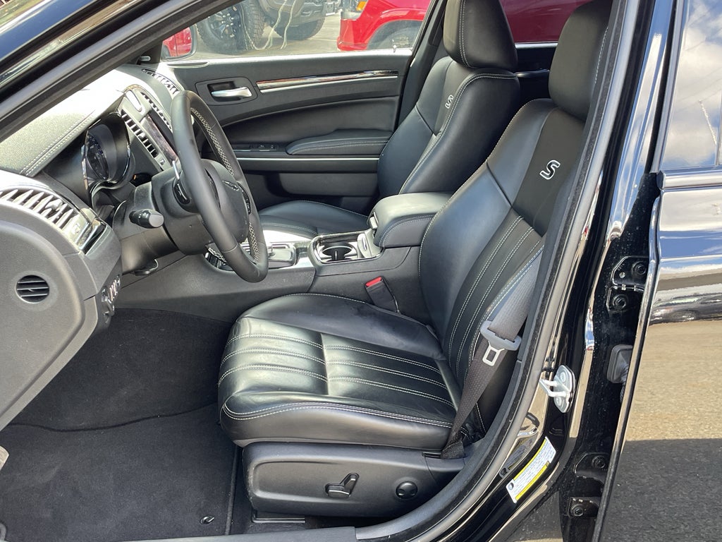 2022 Chrysler 300 S