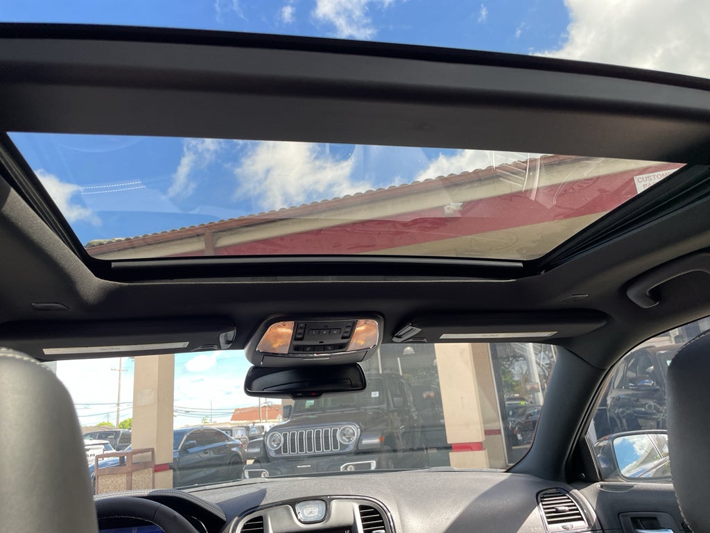 2022 Chrysler 300 S