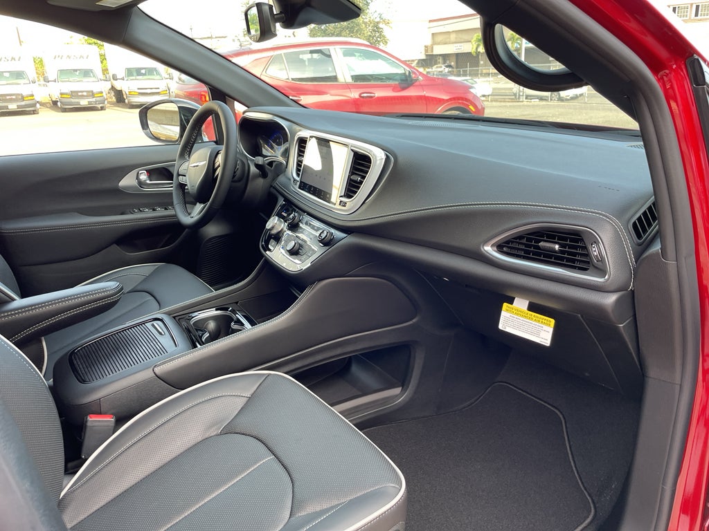 2026 Chrysler Pacifica PACIFICA LIMITED