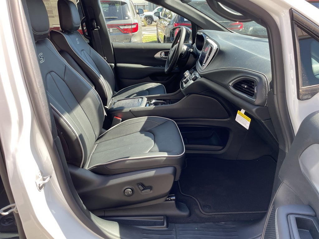 2026 Chrysler Pacifica PACIFICA LIMITED