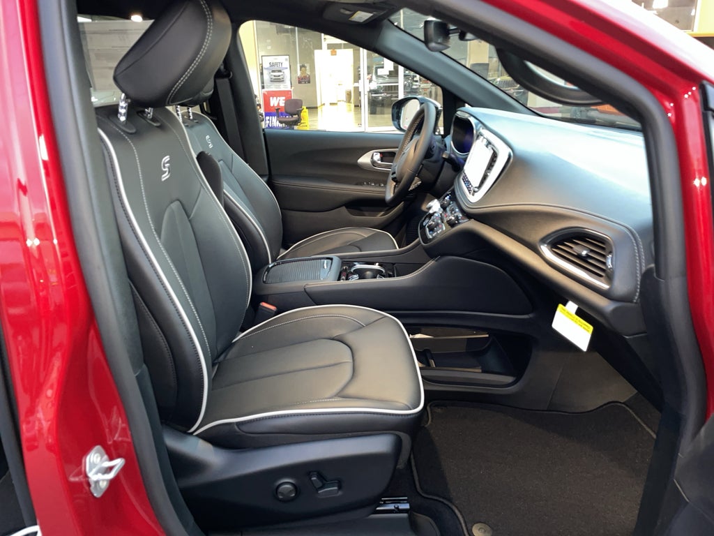 2026 Chrysler Pacifica PACIFICA LIMITED