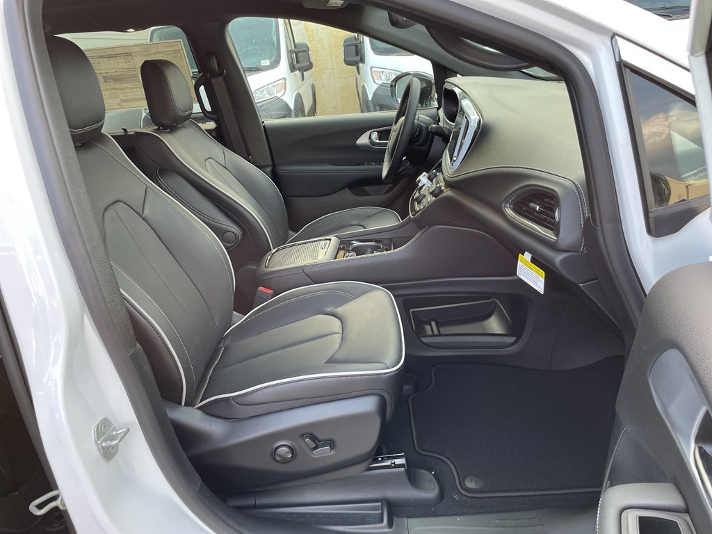 2026 Chrysler Pacifica PACIFICA LIMITED