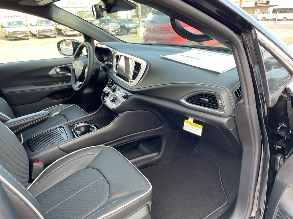 2026 Chrysler Pacifica PACIFICA LIMITED