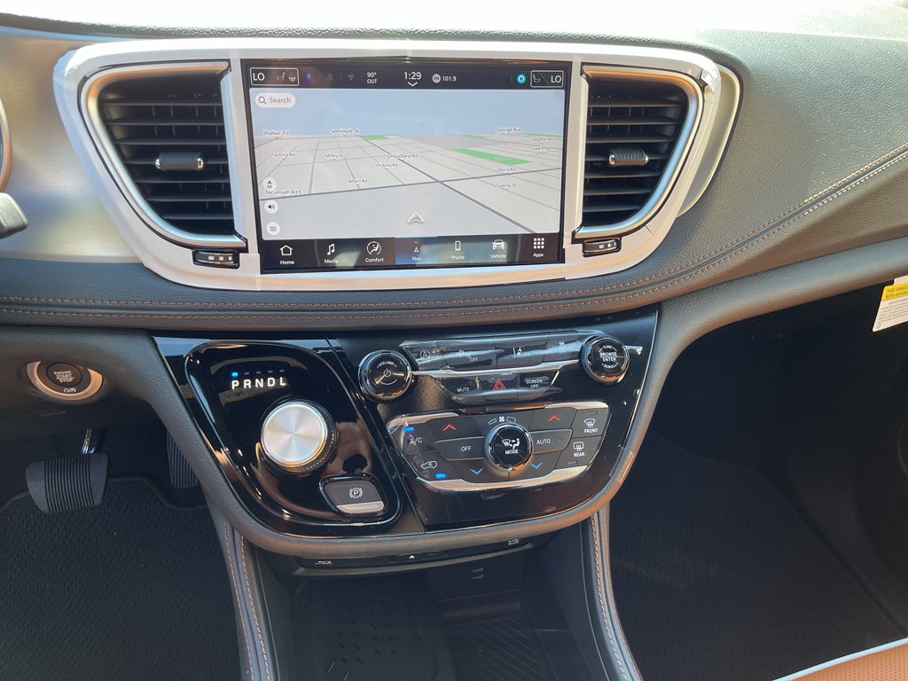 2026 Chrysler Pacifica PACIFICA PINNACLE