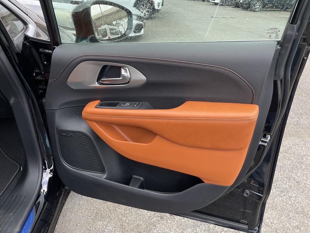 2026 Chrysler Pacifica PACIFICA PINNACLE