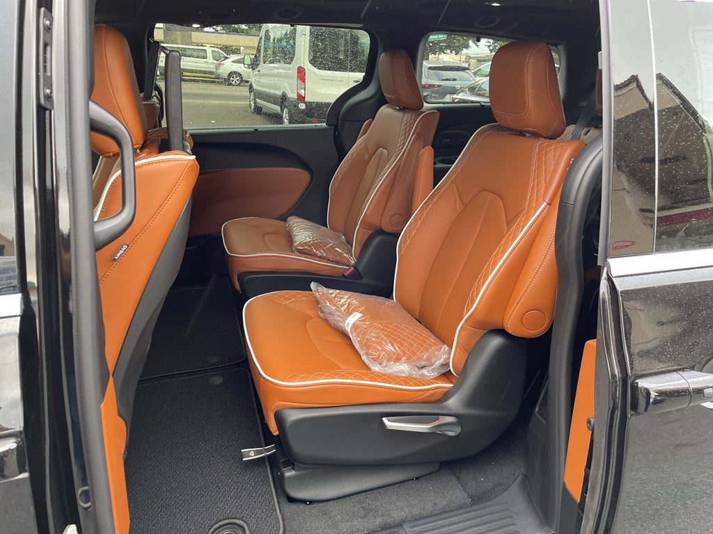 2026 Chrysler Pacifica PACIFICA PINNACLE