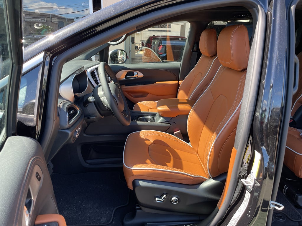 2026 Chrysler Pacifica PACIFICA PINNACLE