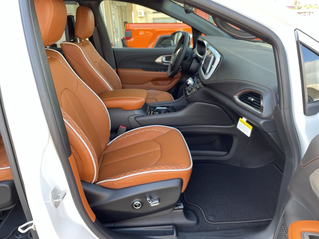 2026 Chrysler Pacifica PACIFICA PINNACLE