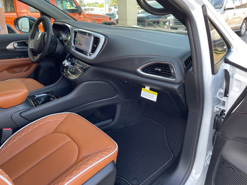 2026 Chrysler Pacifica PACIFICA PINNACLE