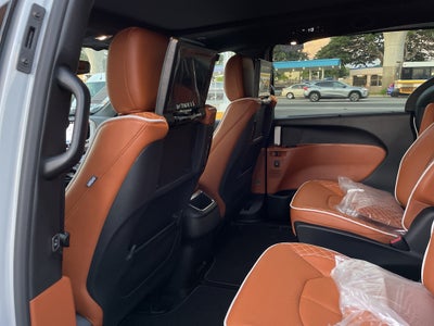 2026 Chrysler Pacifica PACIFICA PINNACLE