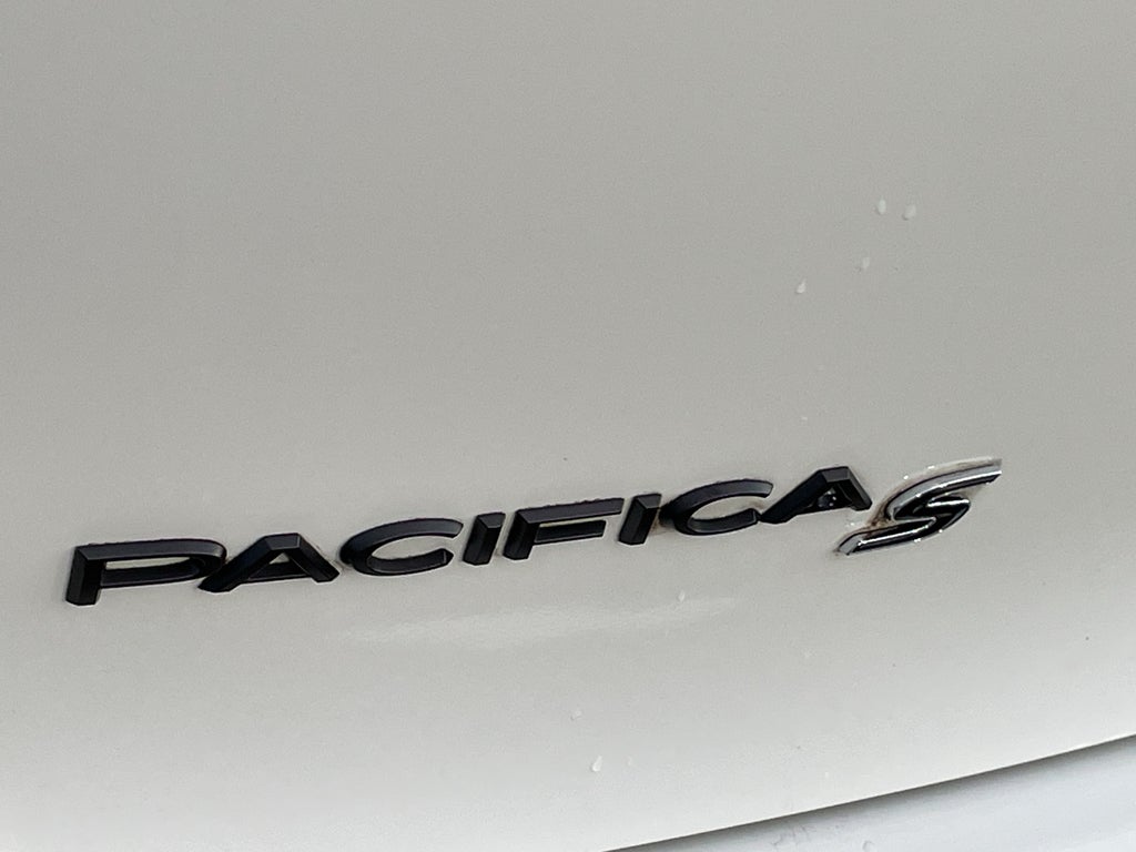 2024 Chrysler Pacifica Hybrid S Appearance Pkg