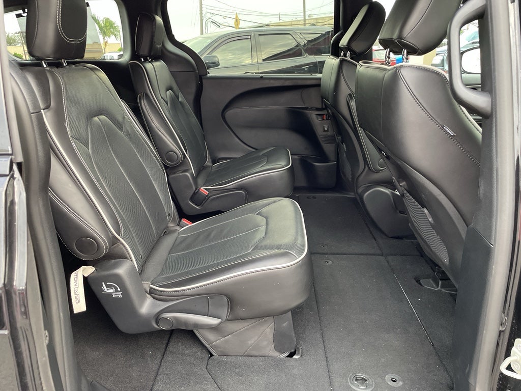 2024 Chrysler Pacifica Limited AWD