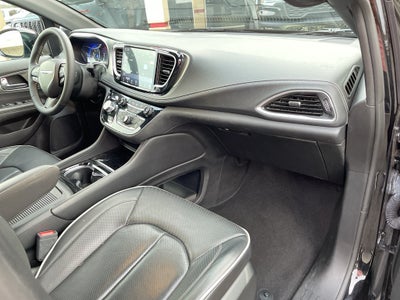 2024 Chrysler Pacifica Limited AWD