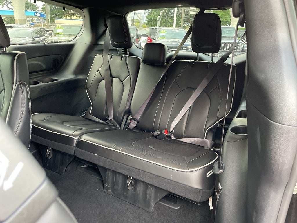 2024 Chrysler Pacifica Limited AWD