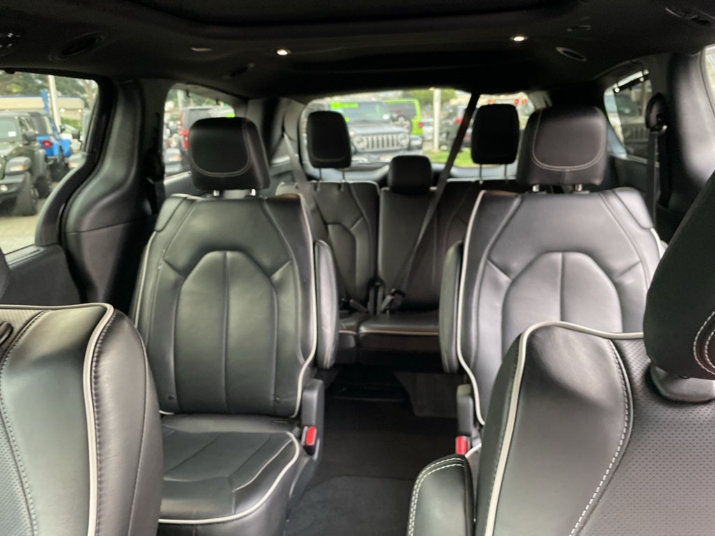 2024 Chrysler Pacifica Limited AWD