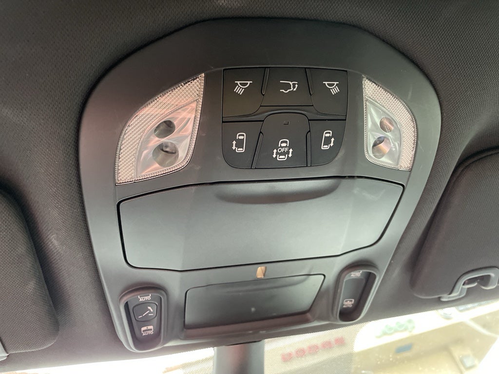 2024 Chrysler Pacifica Limited AWD