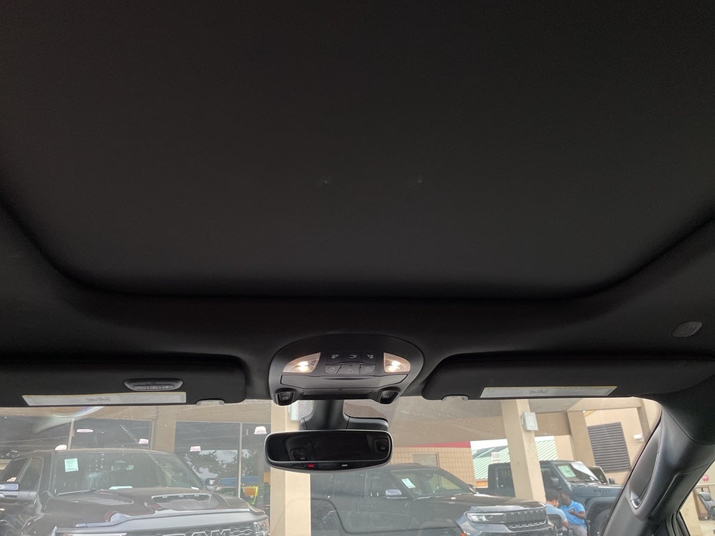 2024 Chrysler Pacifica Limited AWD