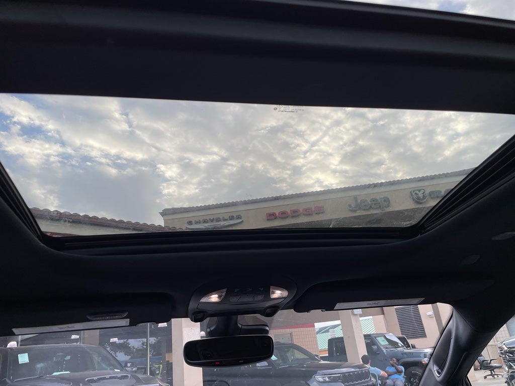 2024 Chrysler Pacifica Limited AWD