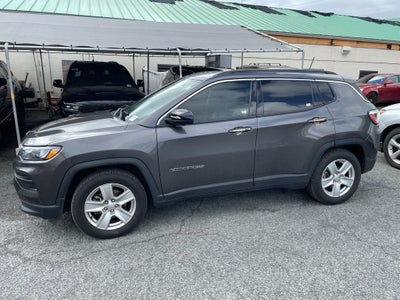 2022 Jeep Compass Latitude FWD