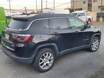 2022 Jeep Compass Latitude Lux 4x4