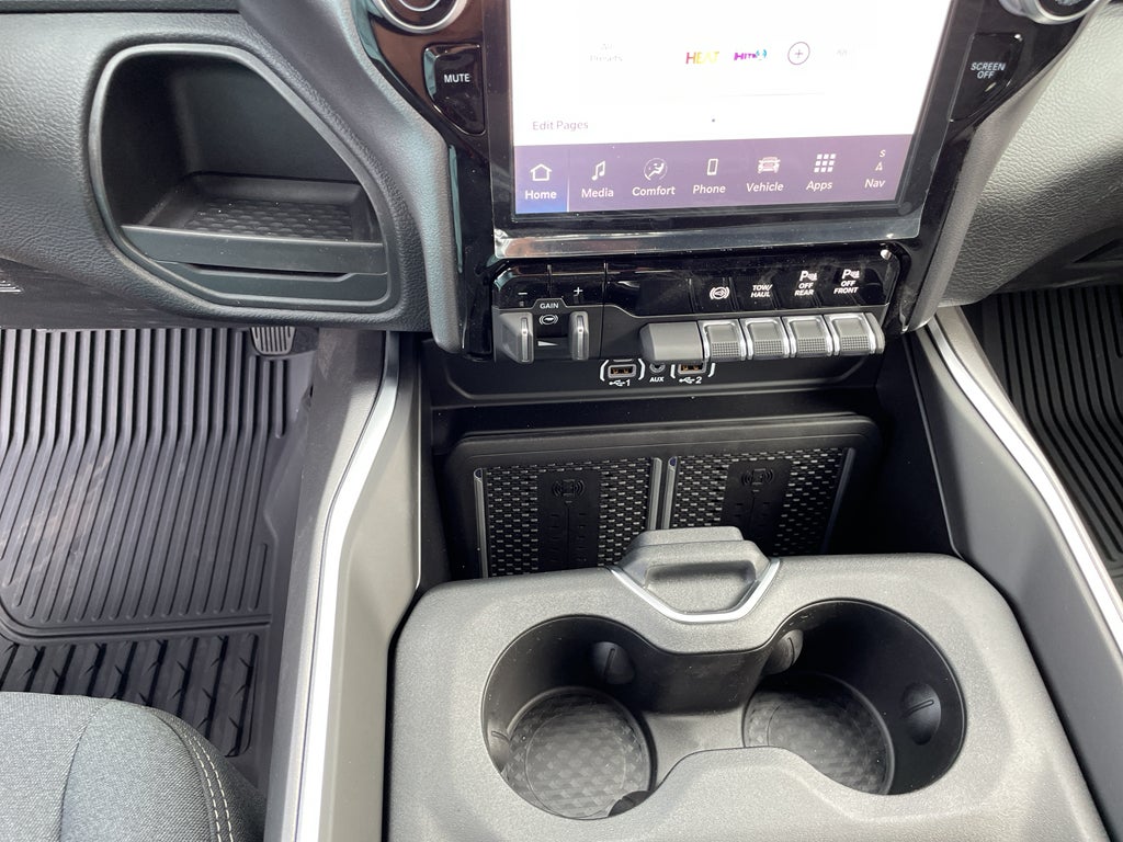 2025 RAM Ram 2500 RAM 2500 BIG HORN CREW CAB 4X2 6'4' BOX