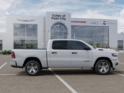 2026 RAM Ram 1500 RAM 1500 EXPRESS CREW CAB 4X2 5'7' BOX