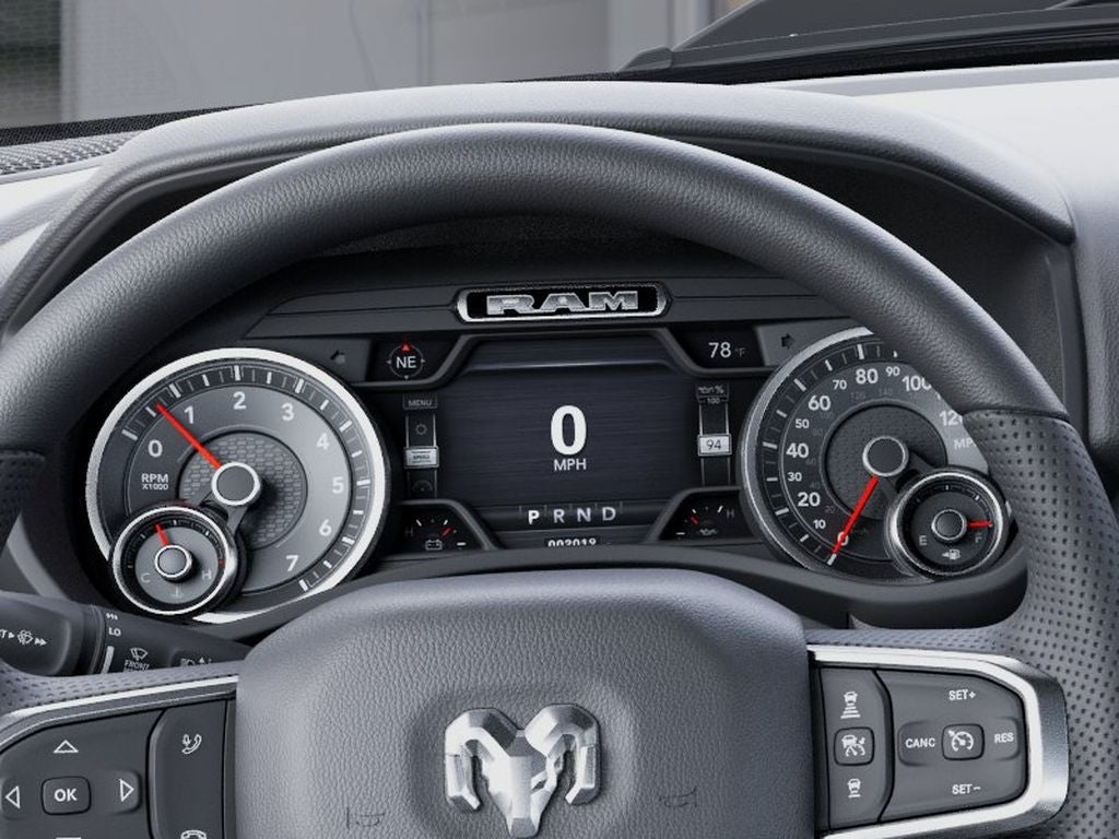2026 RAM Ram 1500 RAM 1500 EXPRESS CREW CAB 4X4 5'7' BOX