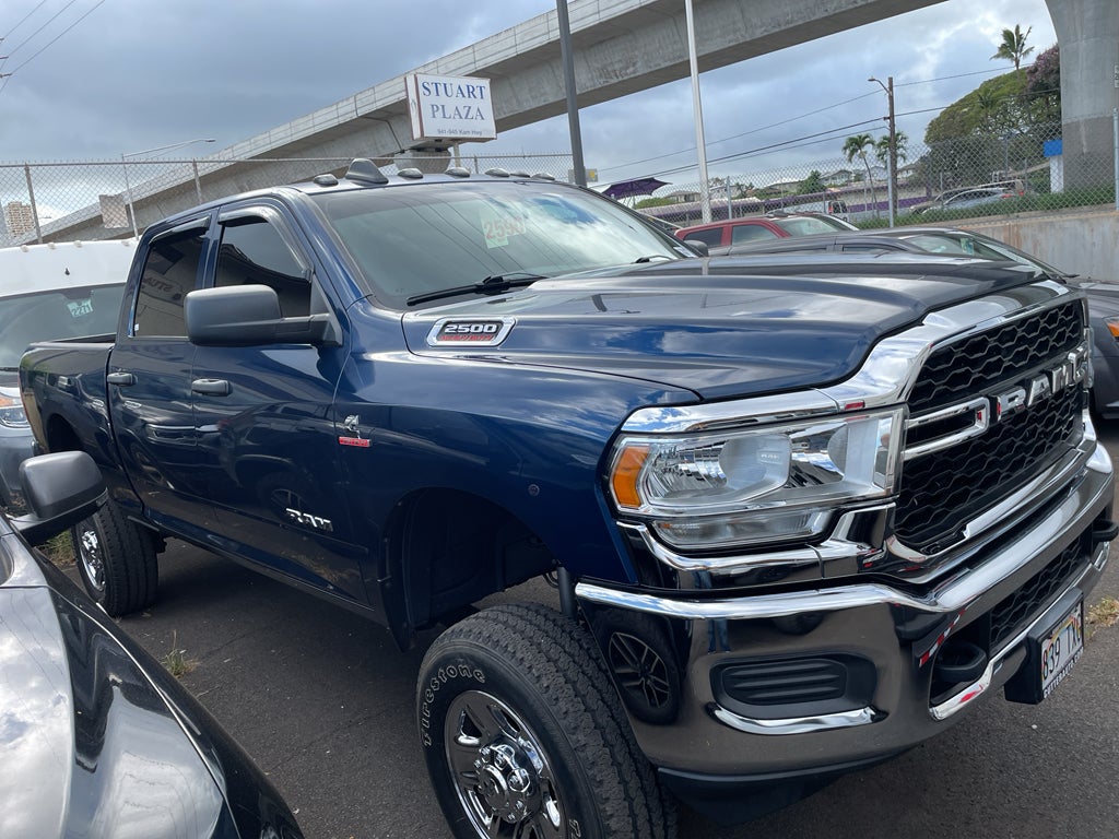 2021 RAM 2500 Tradesman Crew Cab 4x4 6'4' Box