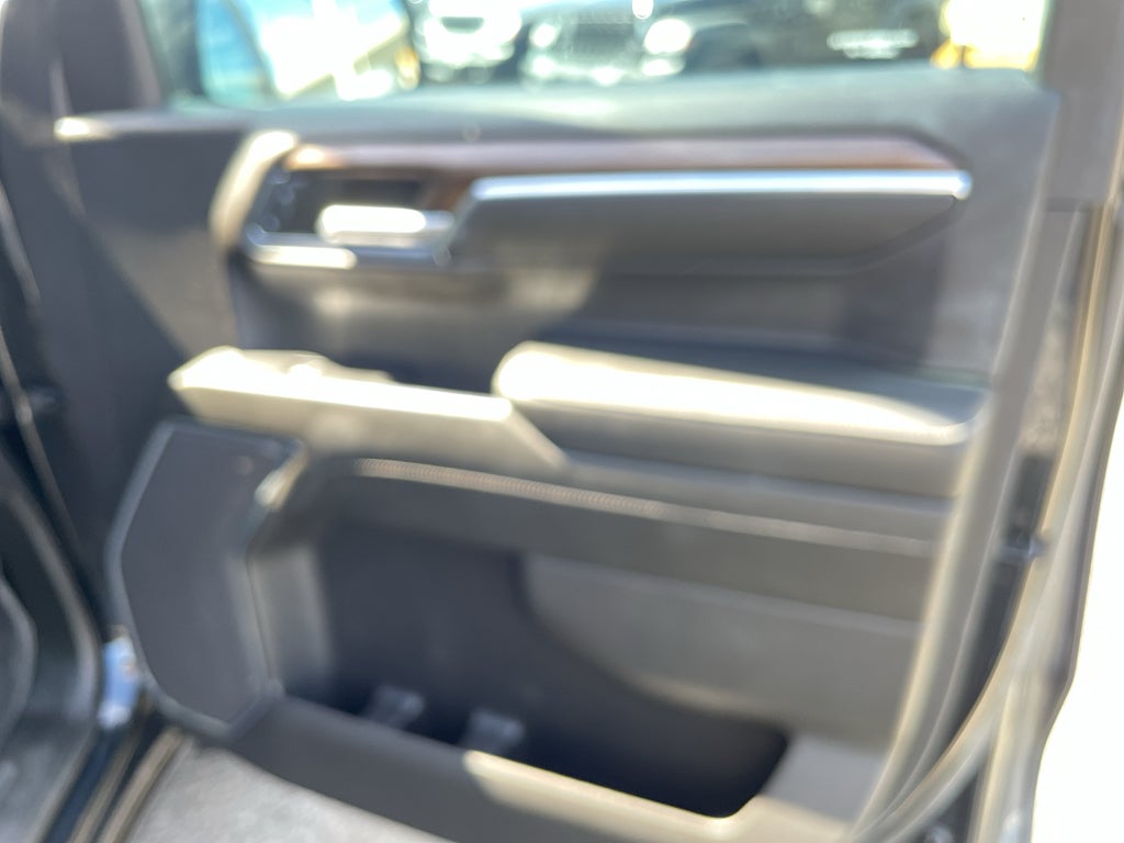 2023 Chevrolet Silverado 1500 2WD Crew Cab Short Bed RST