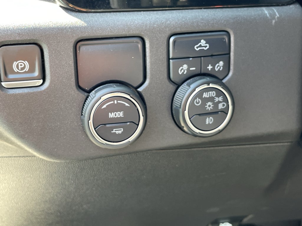 2023 Chevrolet Silverado 1500 2WD Crew Cab Short Bed RST