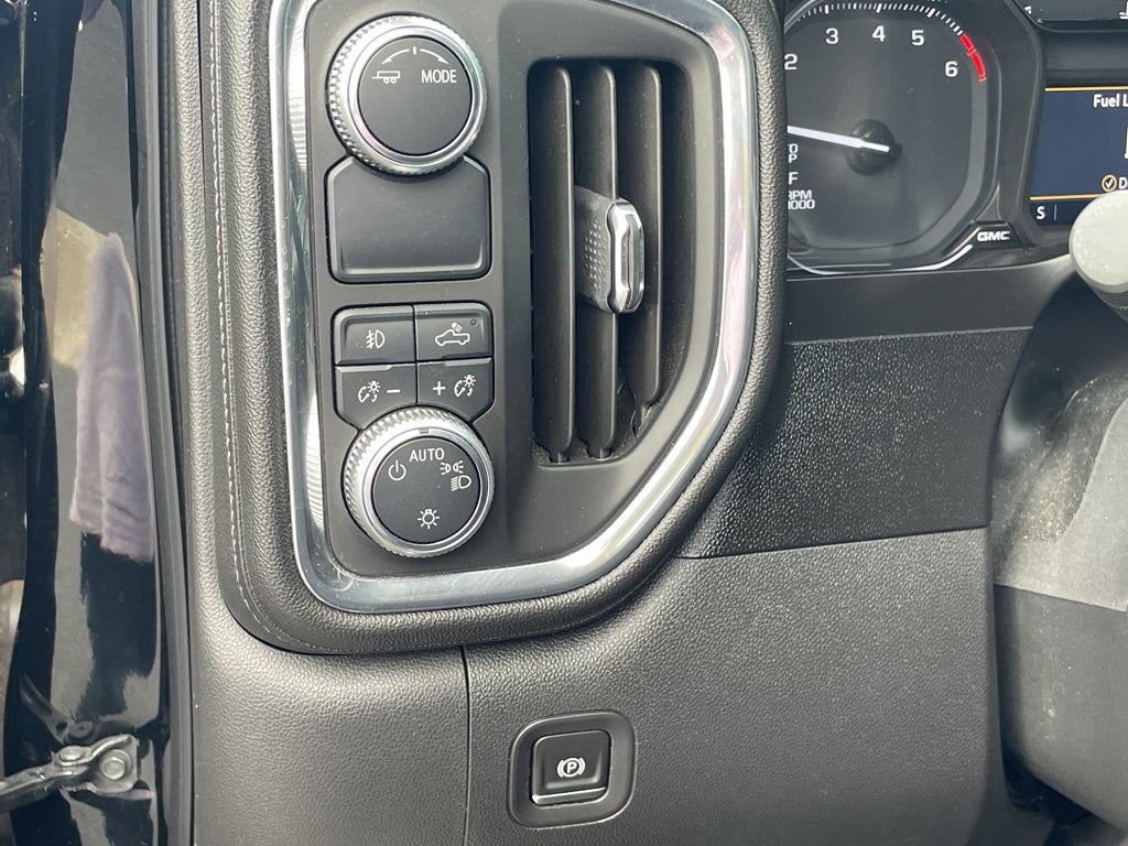 2020 GMC Sierra 1500 2WD Crew Cab Short Box Elevation