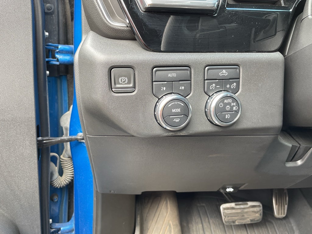 2023 GMC Sierra 1500 4WD Crew Cab Standard Box Elevation