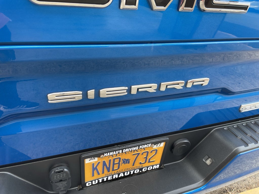 2023 GMC Sierra 1500 4WD Crew Cab Standard Box Elevation