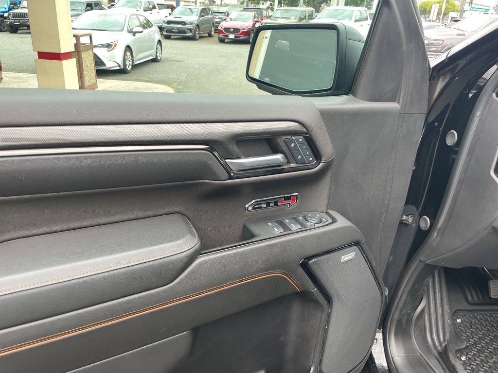 2024 GMC Sierra 1500 4WD Crew Cab Short Box AT4