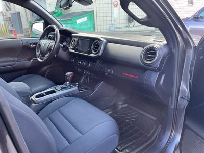 2018 Toyota Tacoma SR5 V6